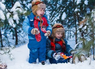 Ako vybrať zimnú kombinézu pre deti