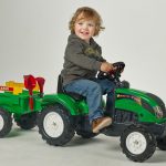 falk-sliapaci-traktor-2052c-ranch-trac-zeleny-s-vleckou